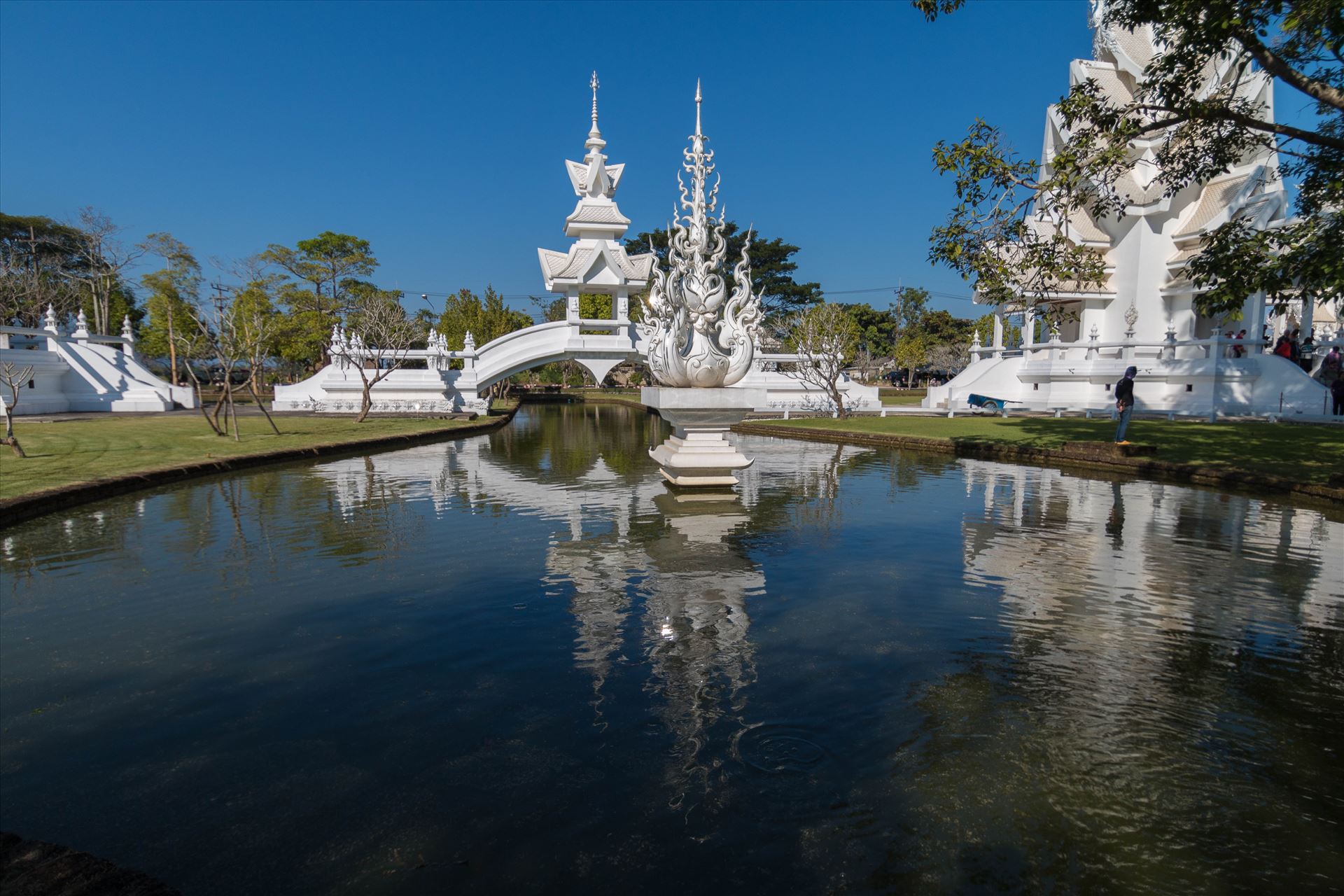 Wat Rong Khun 9  by AnnetteJohnsonPhotography