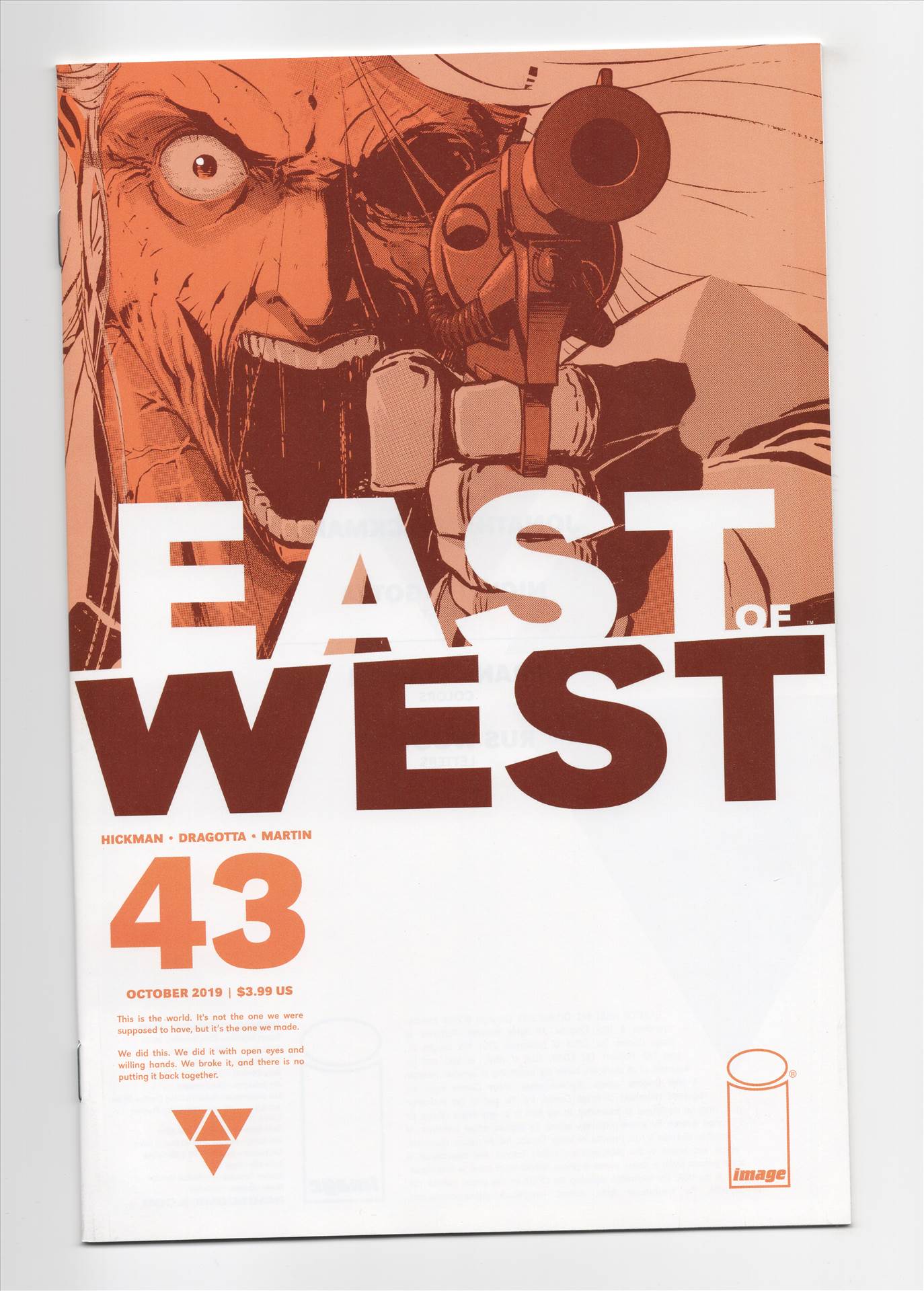 EastWest__071.jpg  by comdude22