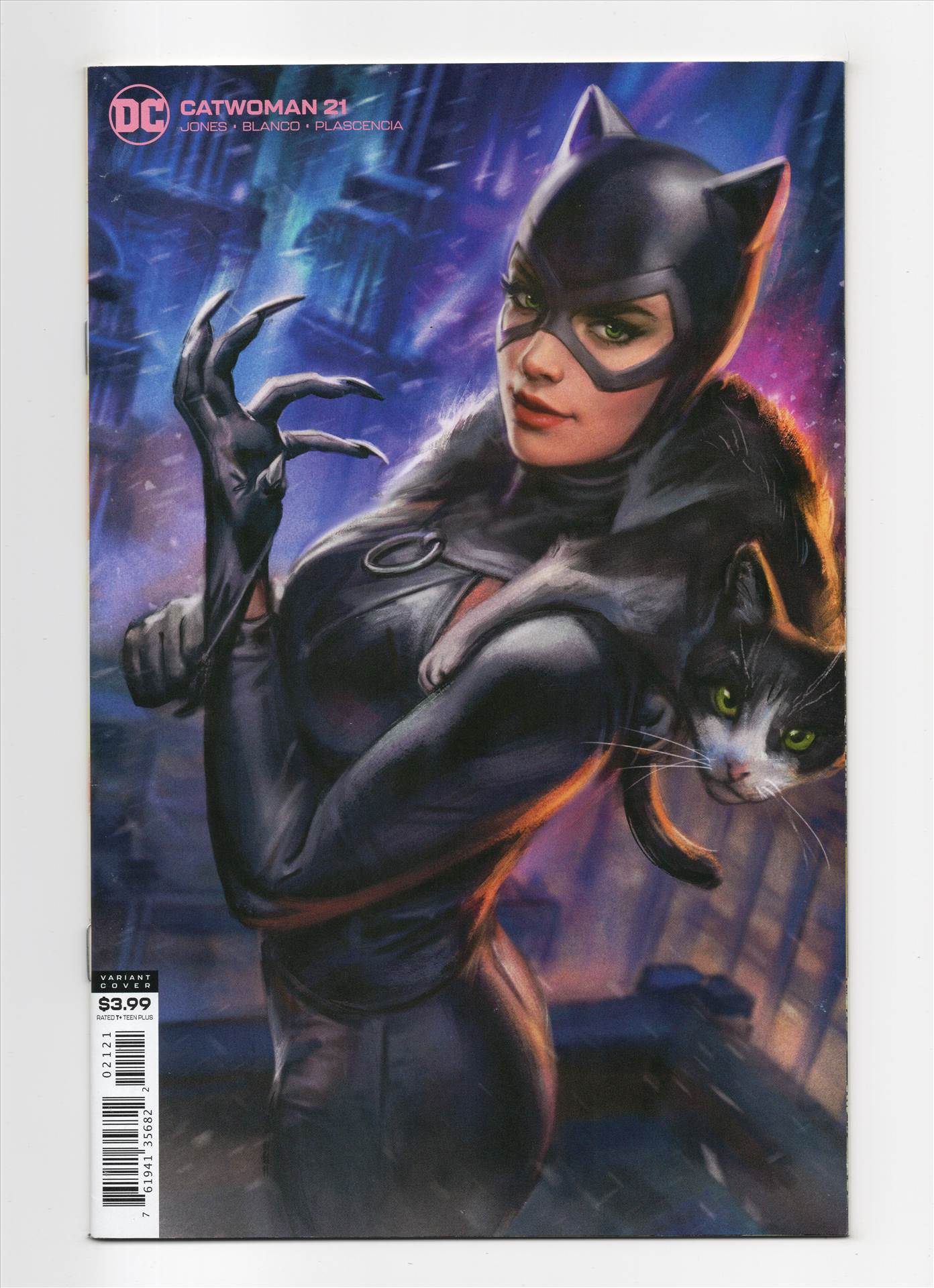 Catwoman__041.jpg  by comdude22
