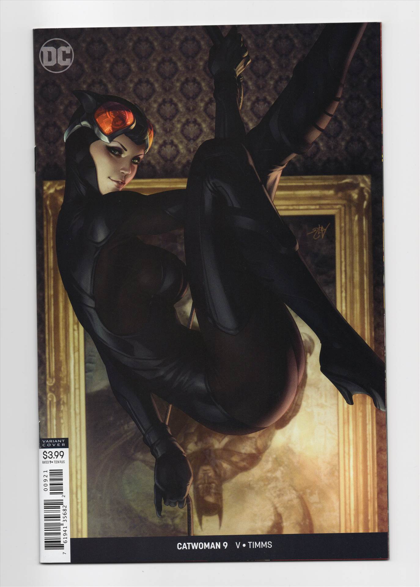 Catwoman__015.jpg  by comdude22