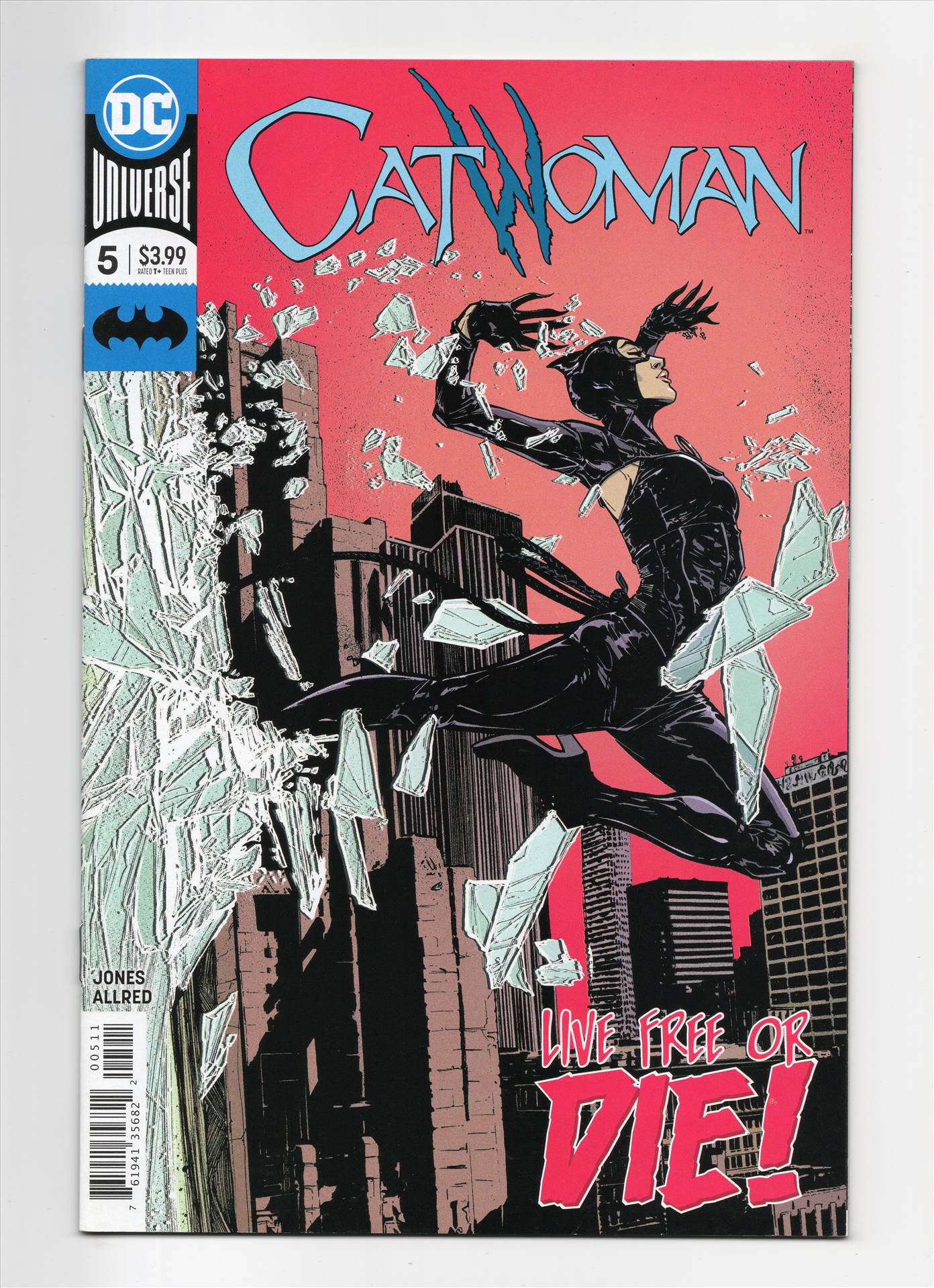 Catwoman__007.jpg  by comdude22