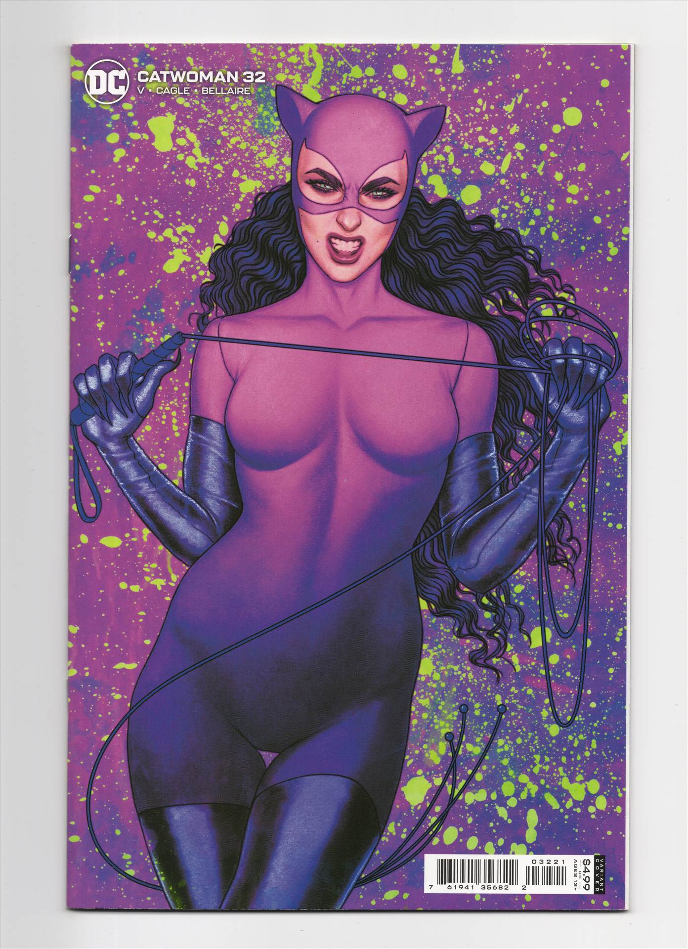 Catwoman__059.jpg  by comdude22