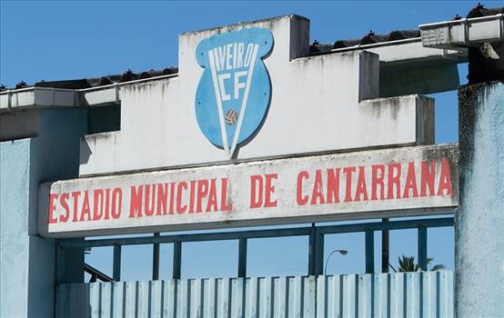 Estadio Municipal de Cantarrana.PNG - 