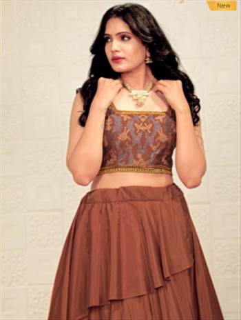 Buy Brown Ruffle Crepe Party Wear Crop Top Lehenga for Women from Ethnic Plus at Rs 1349 Best Discount✓Cash On Delivery✓Free Shipping✓International Shipping. 

Shop Now: - https://www.ethnicplus.in/lehenga-choli/brown-ruffle-crepe-party-wear-crop-top-le