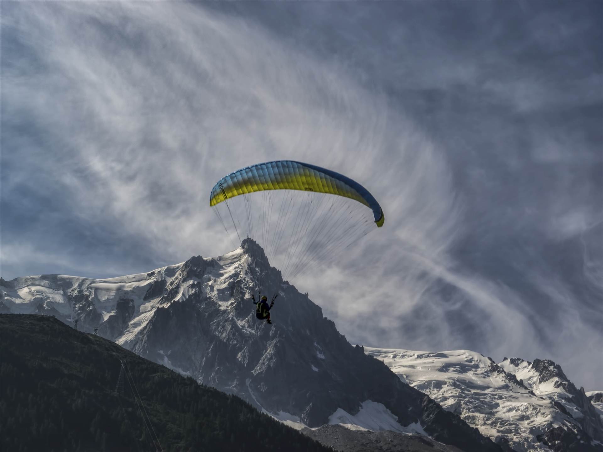 paraglider.jpg undefined by WPC-208