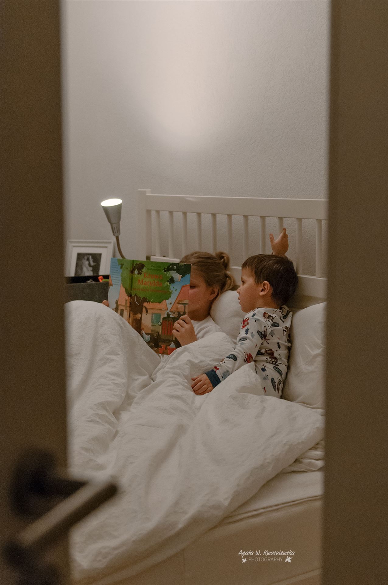 Bedtime story  by Agata W. Kwasniewska Photography