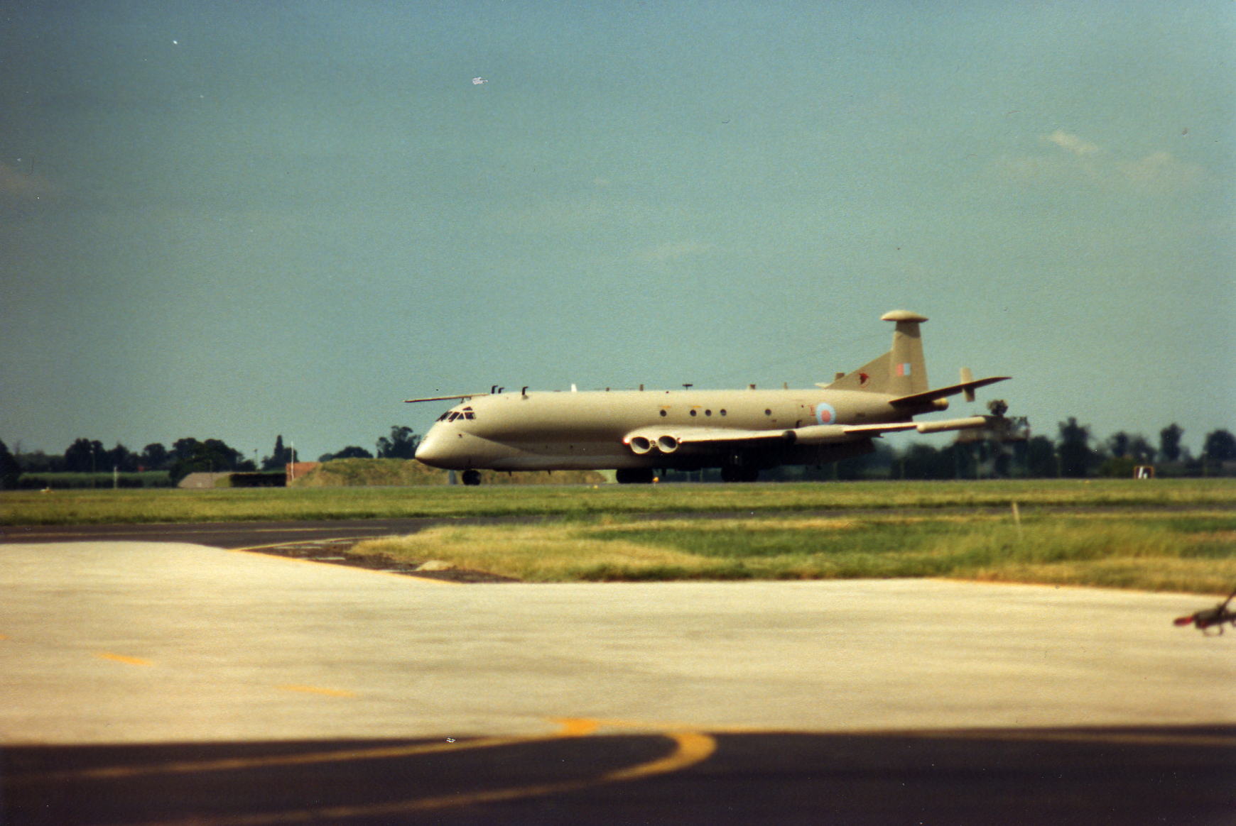 Nimrod R10018.jpg  by Mark Jowett