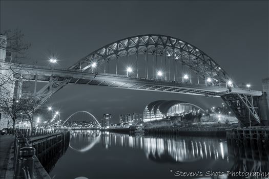Tyne Bridge in black and white by Steven's Shots Photography