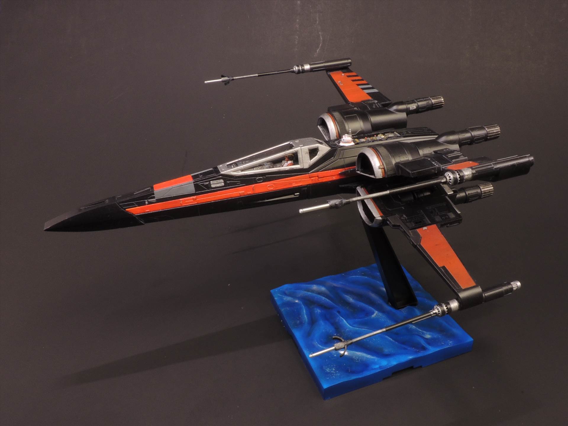 1-72 Poe X-Wing 033.JPG  by Bill Bunting
