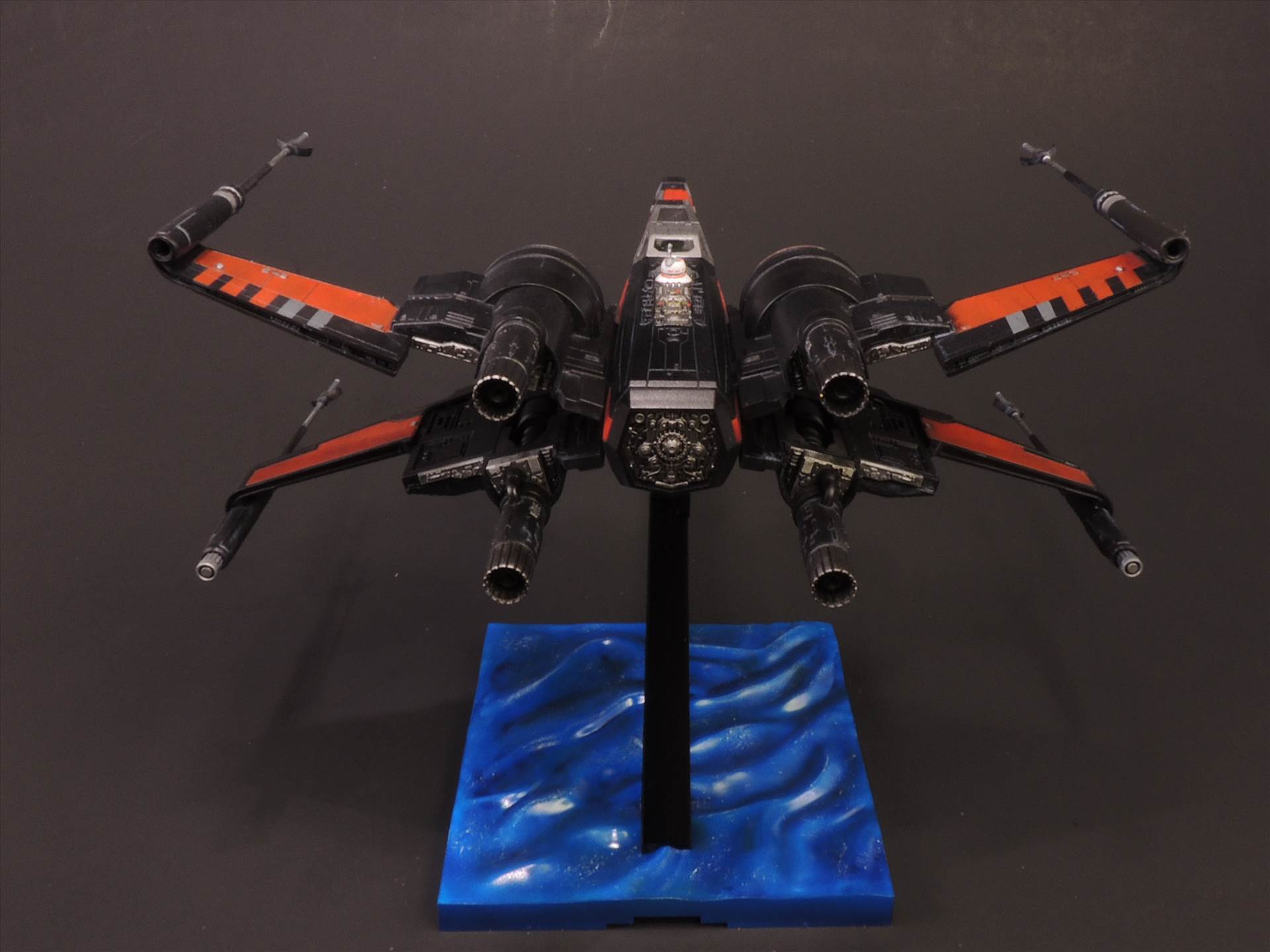 1-72 Poe X-Wing 035.JPG  by Bill Bunting