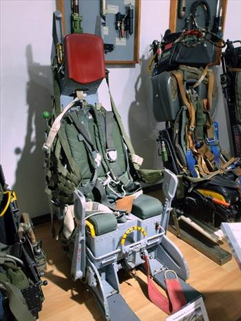 C2_ejection-seat_of_a_F-104_Starfighter.jpg - 