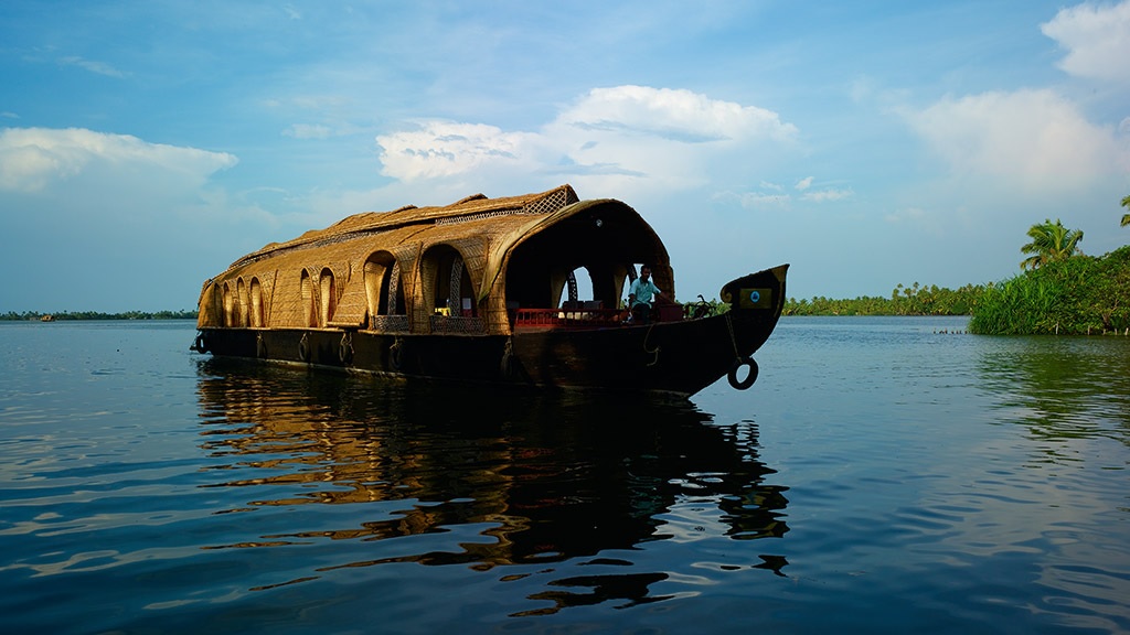 meilleures excursions en Houseboat du Kerala.jpg  by southindiavoyages