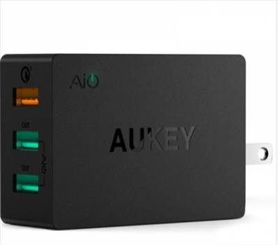 AUKEY Quick Charge 2.0 USB.JPG - 