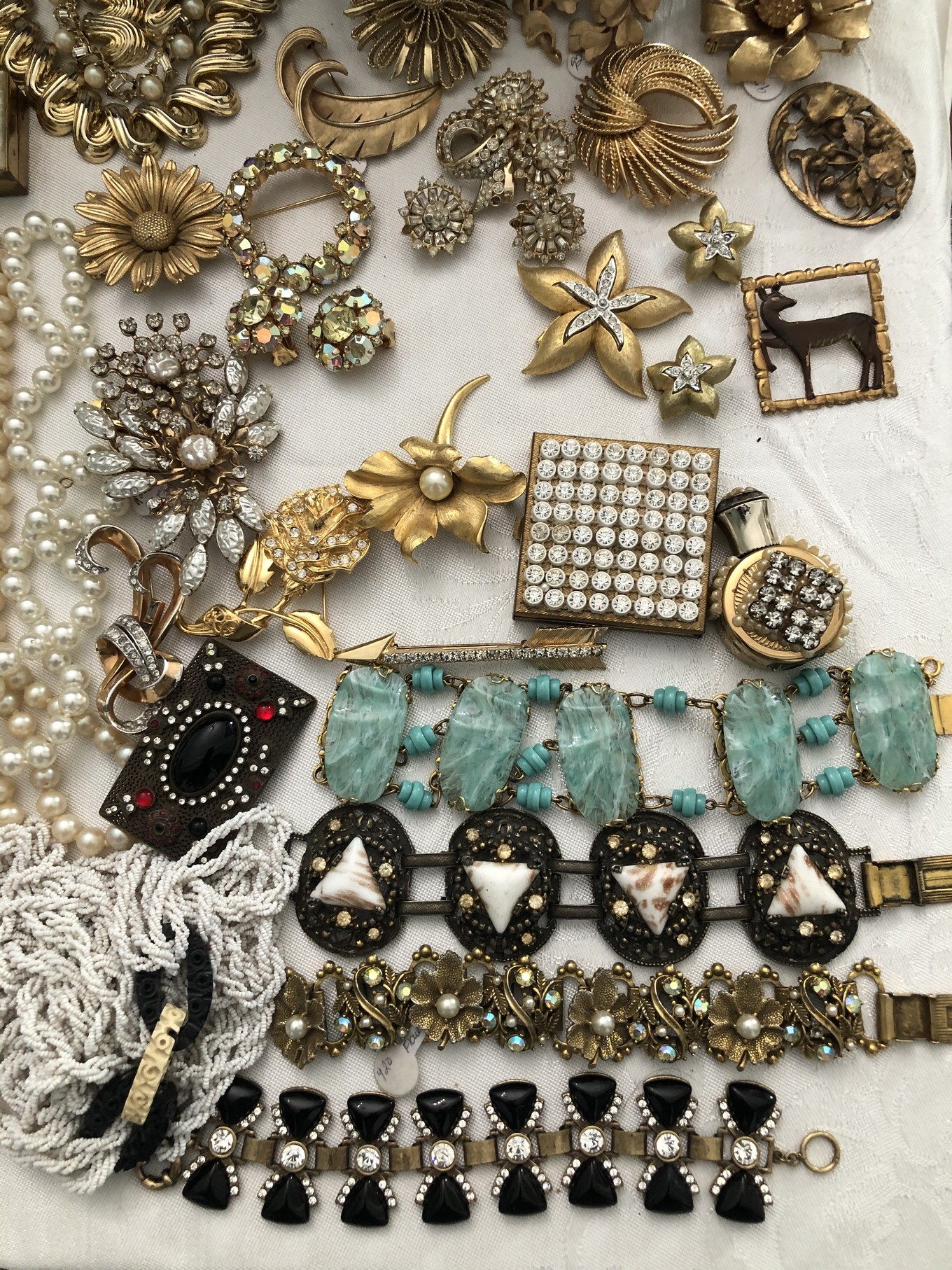 IMG_8346.JPG  by chicvintagevixen