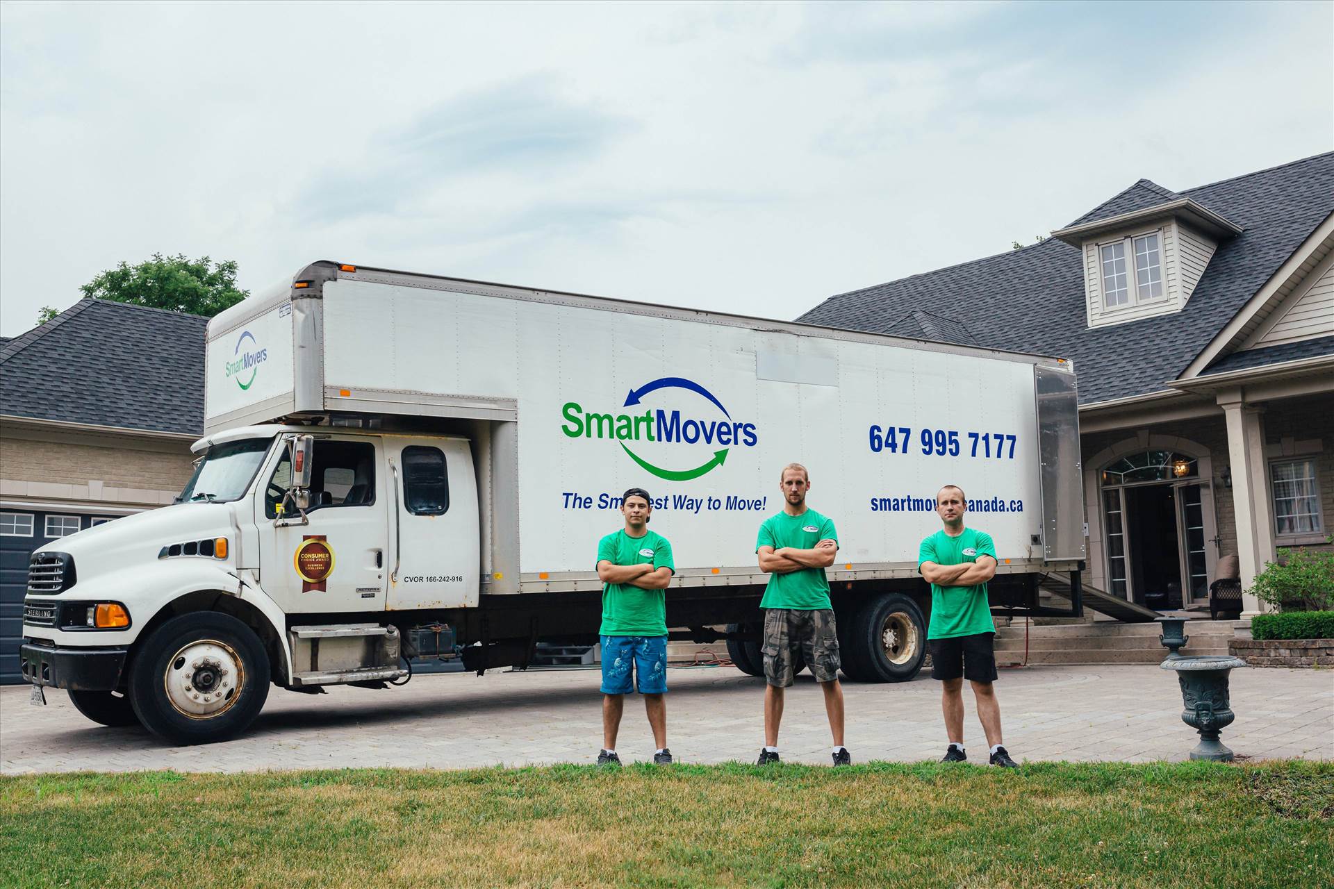 Careful Movers.jpg Smart Movers Burlington  Tagline:	Smart Movers - the Smartest way to move. Location:	5063 North Service Rd Suite 100-115, Burlington, ON L7L 5H6 			 Telephone:	289-337-6857 Web-Site:	https://smartmoverscanada.com/burlington-movers/ Hours:		Mon-Sun: 9a.m.  by Smartmoversburlington