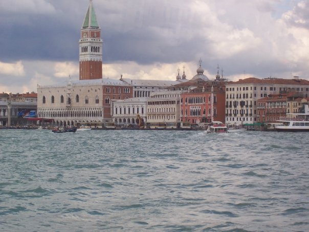 217769_1042655738973_3811_n.JPG Trip to Venice by danntheman