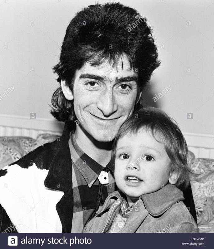 gary-holton-actor-and-son-red-pictured-together-at-home-in-london-ENTWMP_zpsq2fnrdxq.jpg  by Arthur Pringle