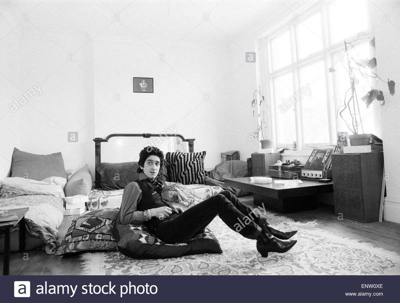 gary-holton-actor-and-singer-pictured-at-the-flat-he-shared-with-friend-ENW0XE_zpsa0bzoxri.jpg  by Arthur Pringle