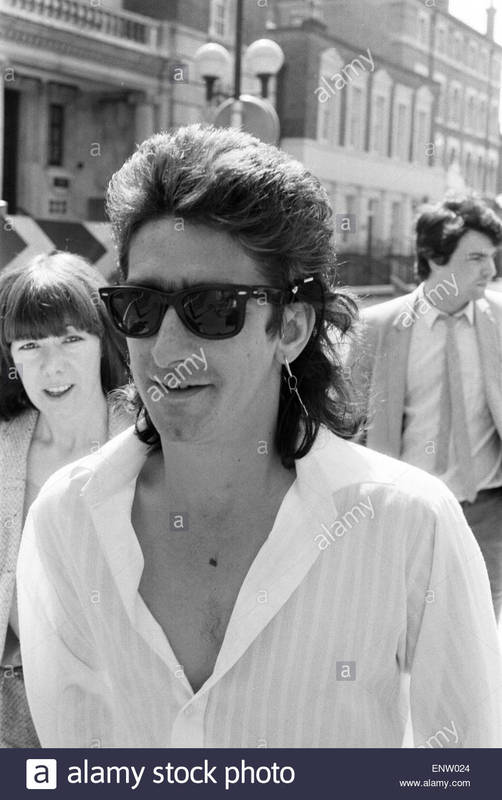 gary-holton-actor-pictured-outside-clerkenwell-magistrates-court-where-ENW024_zps60gebcfb.jpg  by Arthur Pringle