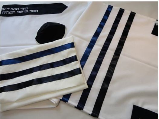 Wool tzitzit Get your new handmade exquisite wool tzitzit from Galilee Silks, with flexible customization options of classic and modern designs. For more details, visit: https://www.galileesilks.com/products/wool-tallit-bar-mitzva-2 by amramrafi