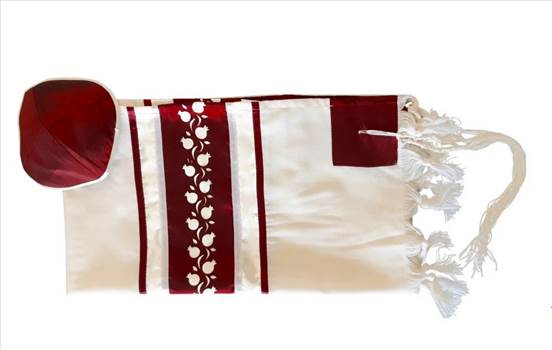 Bar mitzvah tallit - Our lives are definitely filled with various ceremonies. In the lives of Jewish boys, Bar Mitzvah is definitely one of the most significant ceremonies. For more details, visit: https://www.galileesilks.com/collections/bar-mitzvah-tallit