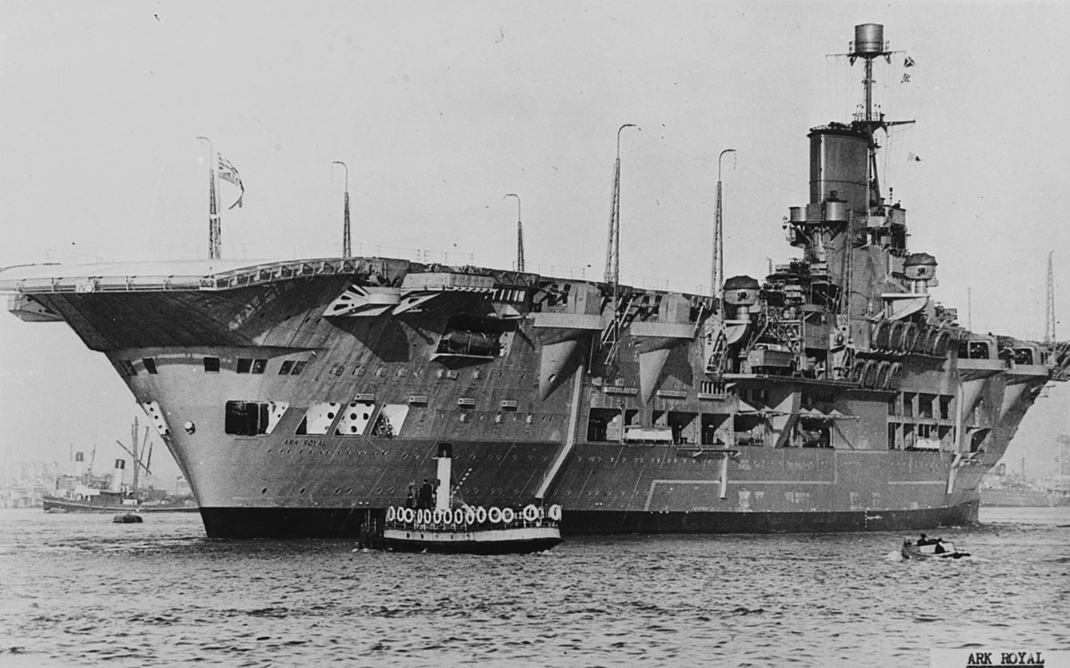 1200px-HMS_Ark_Royal_19sb2j1.jpg  by jamieduff1981