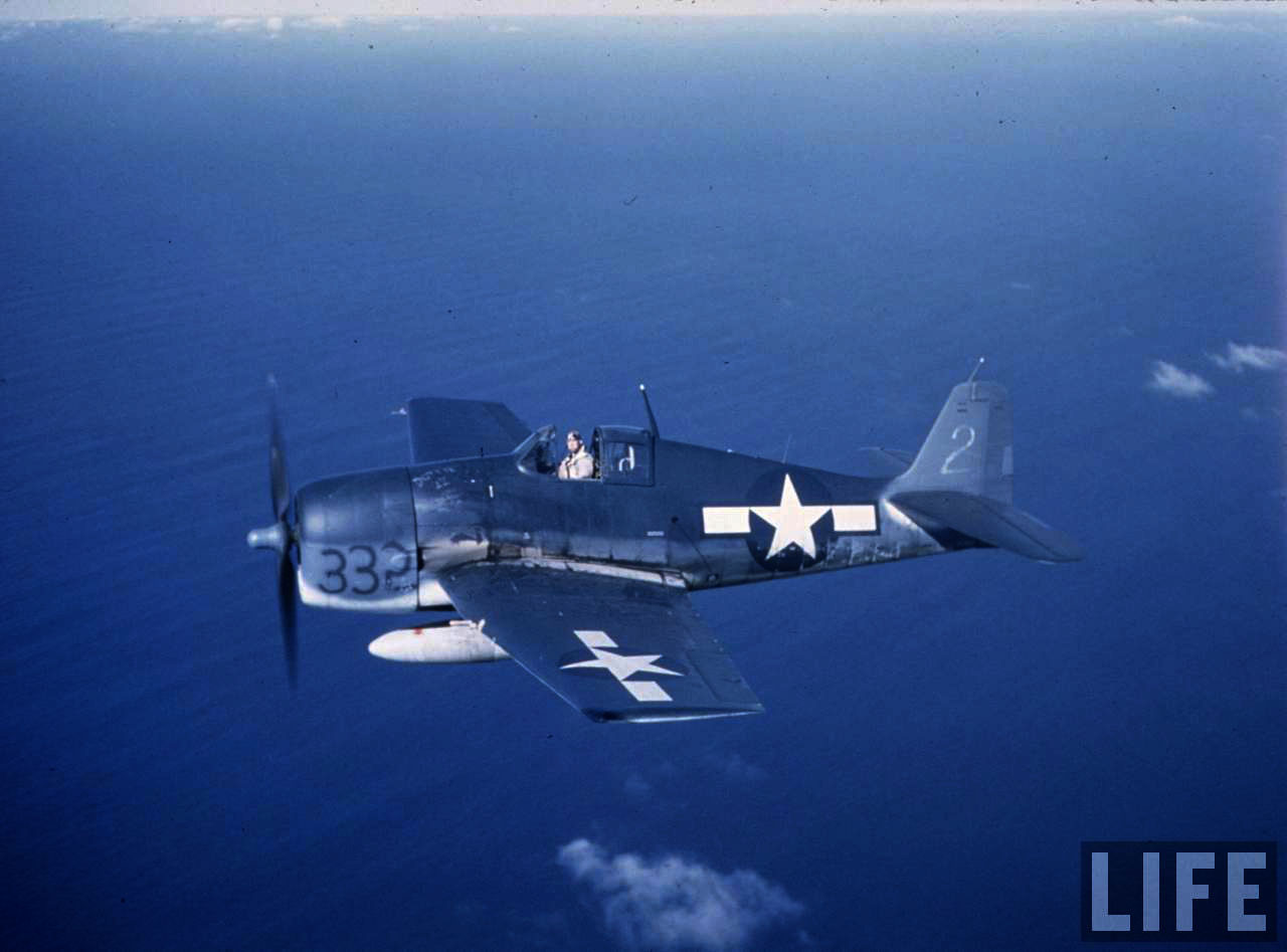 Grumman-F6F-3-Hellcat-Time-Life-color-photo-showing-332-pre-unit-delivery-markings-02.jpg  by jamieduff1981