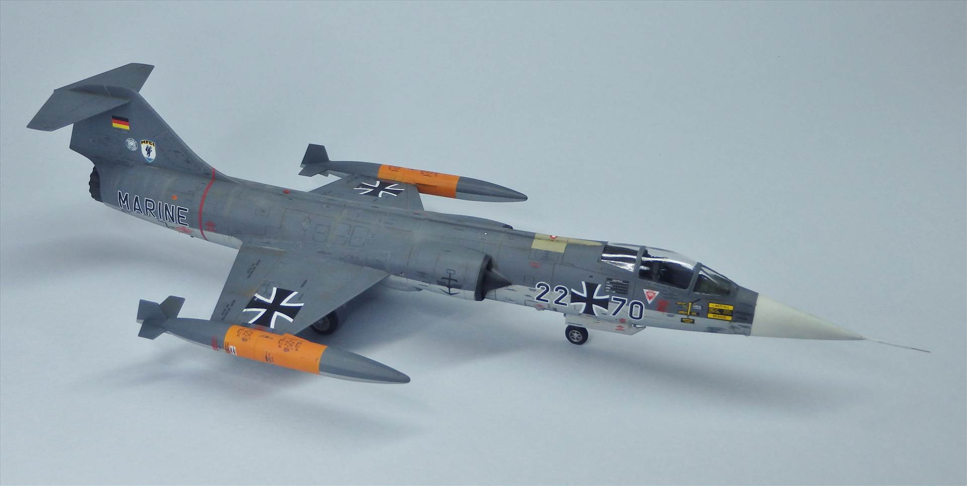 F-104 10.JPG  by warby22