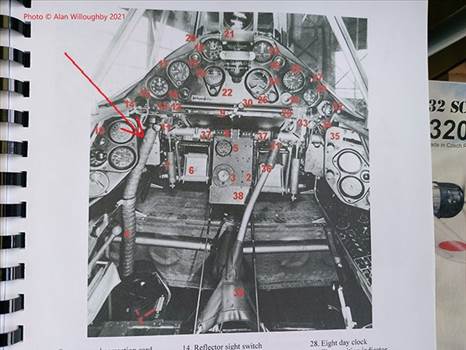 339E Pilots Notes Inst Panel & Fwd Cockpit Photo 5e1 Heat Tube.jpg by LDSModeller