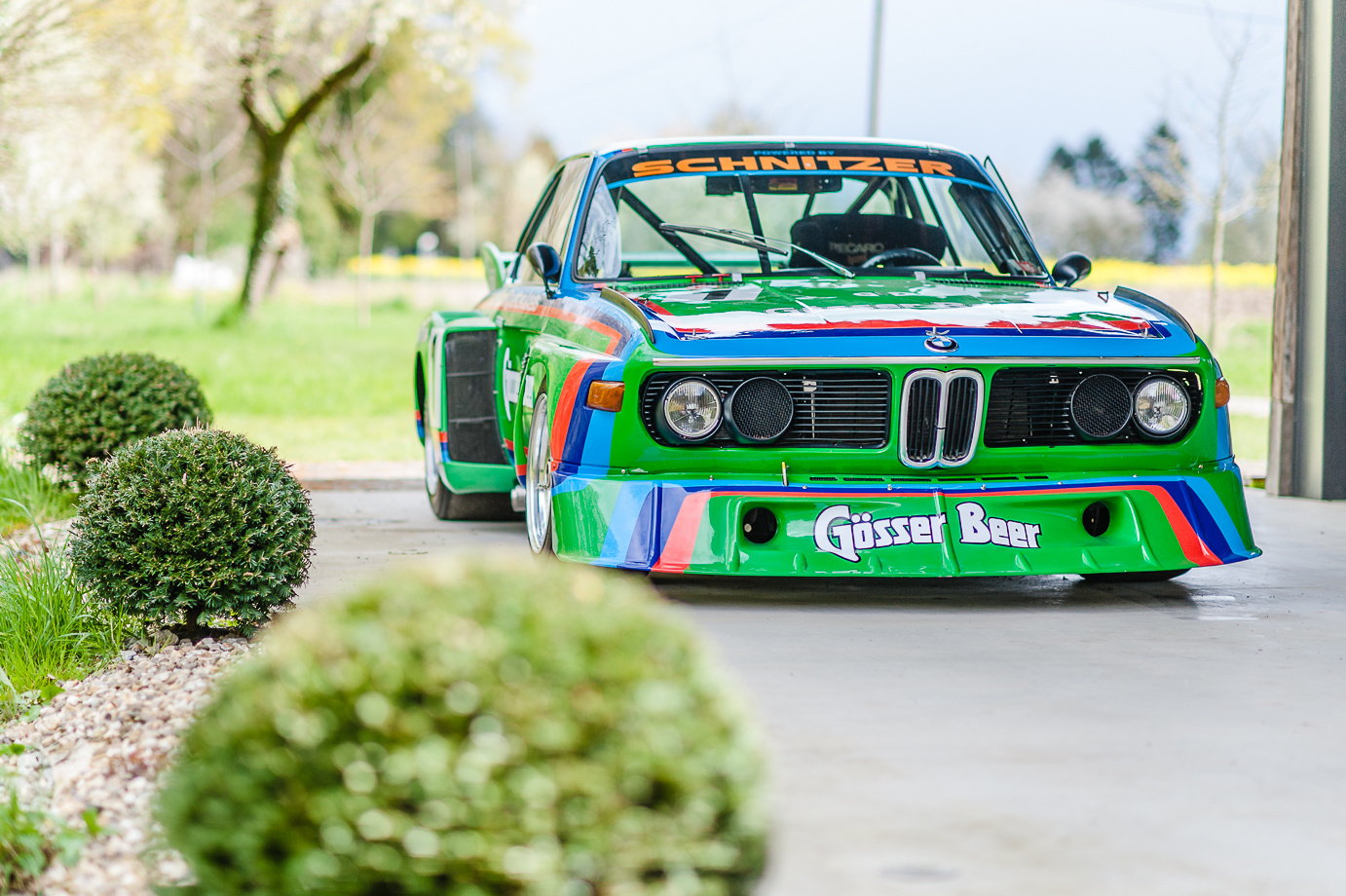 0017bmw_klein_mariobok.de_.jpg  by IntentionallyBlank