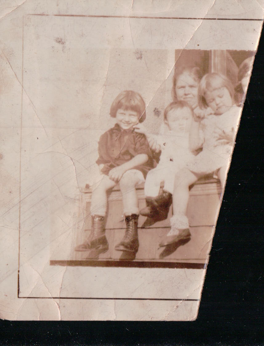 940.JPG  by Terry Kelly Photography