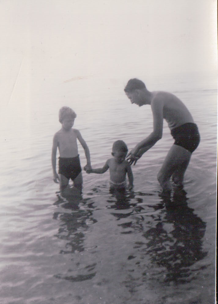 1083.JPG  by Terry Kelly Photography