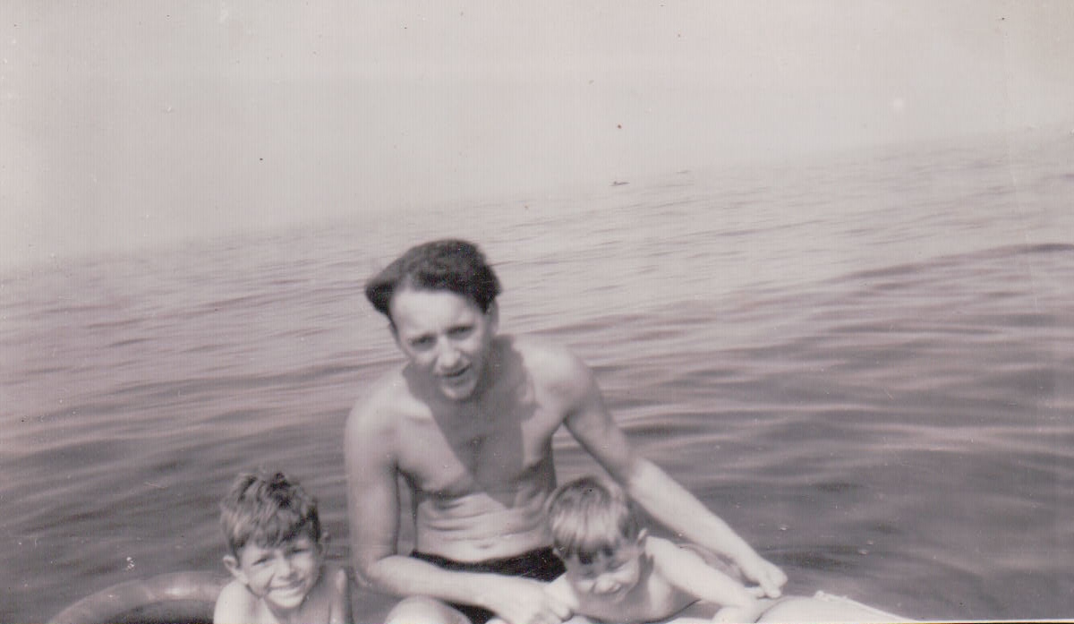 1247.JPG  by Terry Kelly Photography