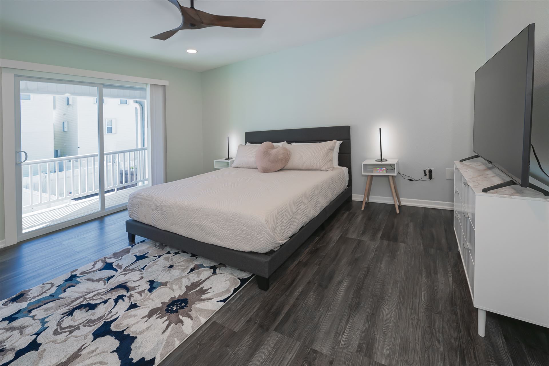 7433 beach drive 33.jpg  by Terry Kelly Photography