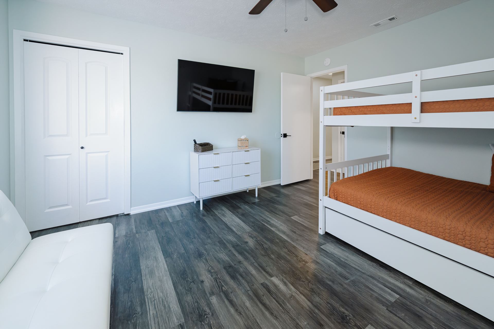 7433 beach drive 22.jpg  by Terry Kelly Photography