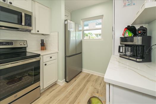 7433 beach drive 3.jpg by Terry Kelly Photography