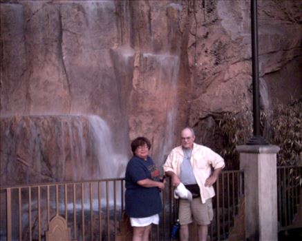 EXIF/JPEG image with thumb - EXIF/JPEG image with thumb