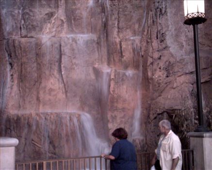 EXIF/JPEG image with thumb - EXIF/JPEG image with thumb