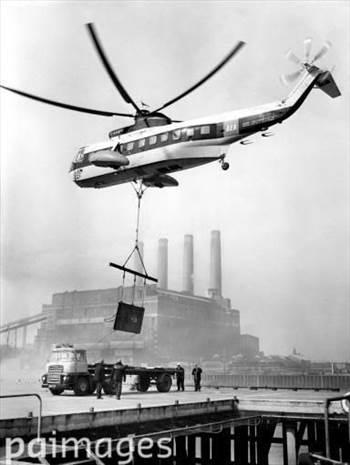cb286a17fccd796700470d1ed7f2aa75--fulham-helicopters.jpg - 