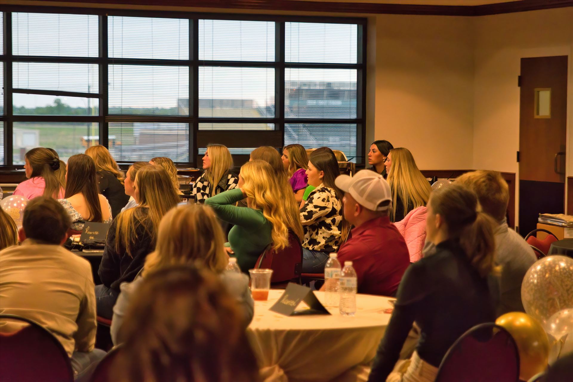 OBU_2024_Senior_Banquet__25.jpg  by 405Exposure