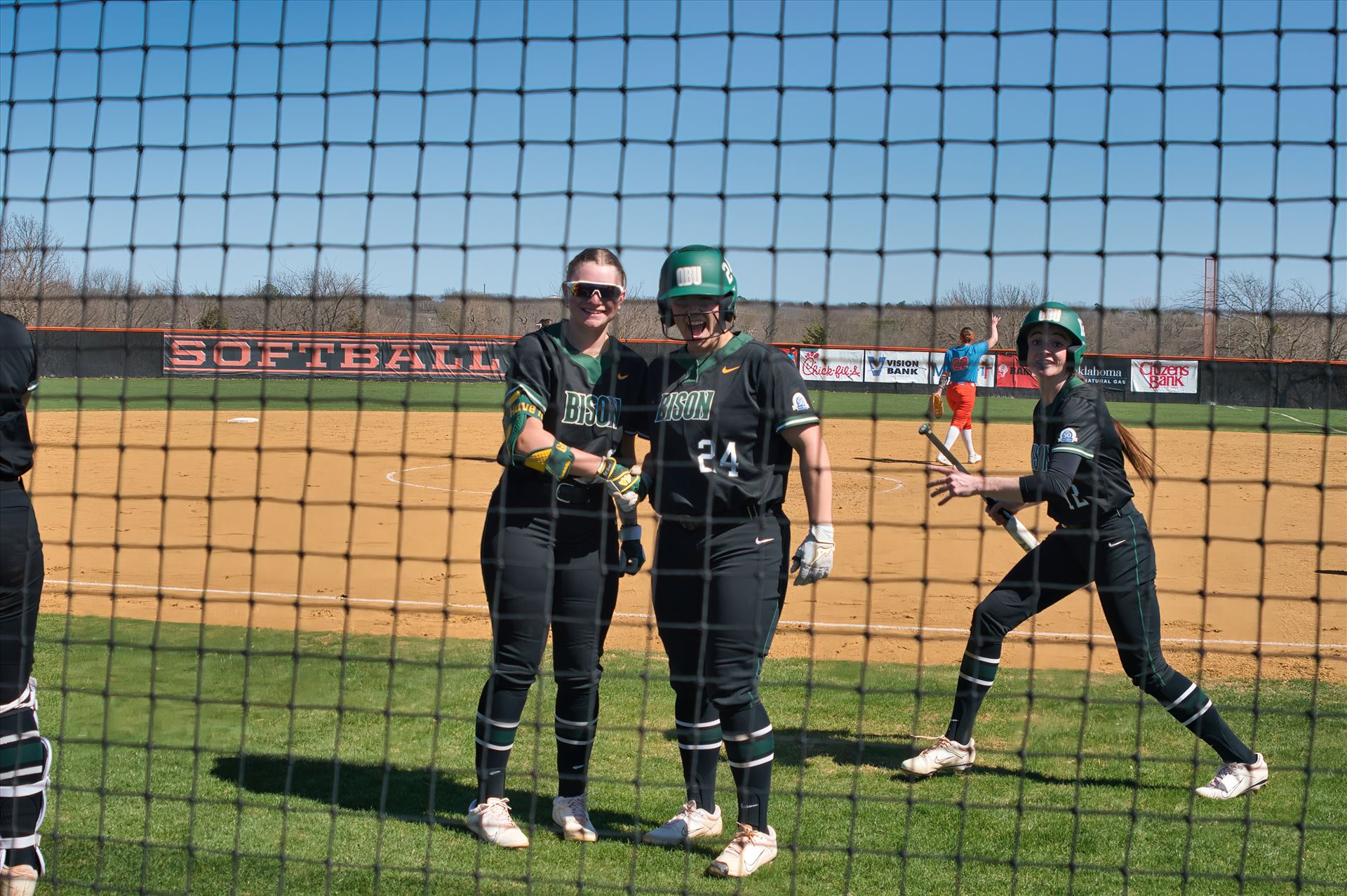 OBU vs ECU__5.jpg  by 405Exposure