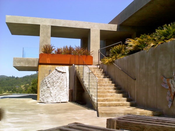 shading solutions installation Sonoma County Finding the perfect balance between interior comfort and natural light is essential for North Bay homeowners.  Visit;  http://www.newlinedesignsandinstall.com/lighting-controls-shading-solutions/ by NewLine Designs and Install