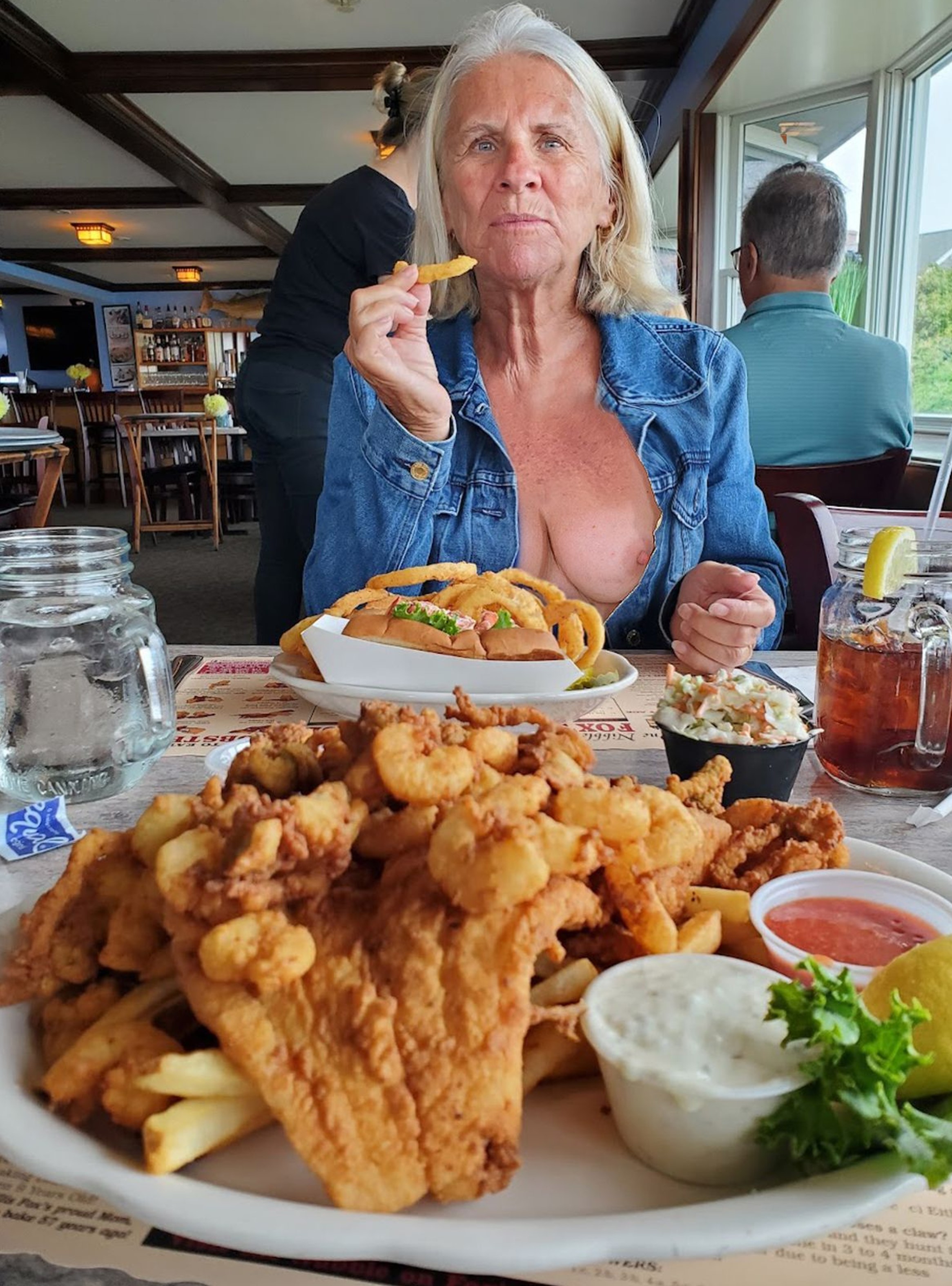 Seafood Restaurant https://photos.app.goo.gl/y9uzD4W84dzz9zjQ6 by Moments Captured