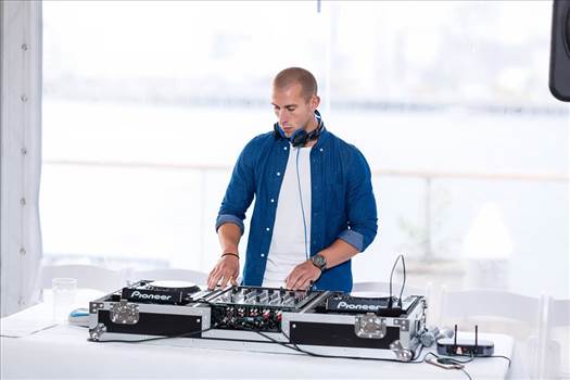 R Squared Entertainment offer a wide range of Melbourne corporate DJ solutions for all types of functions, from exclusive fashion runway shows to product launches.