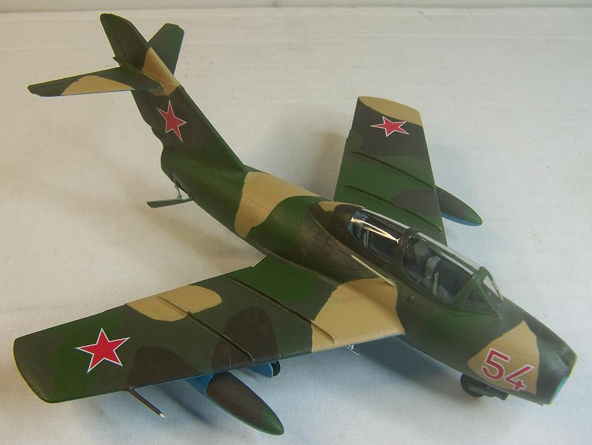 Hobbyboss MiG 15 UTI 4.JPG  by Alex Gordon