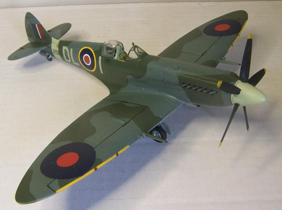 Airfix Spitfire XIVc 1.JPG  by Alex Gordon