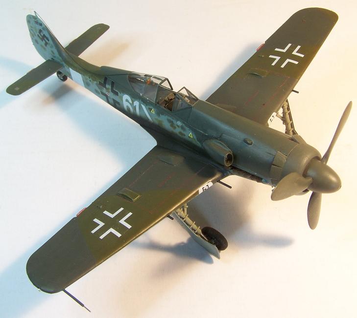 Revell%20FW190%20D-11%204_zpspbwtl80c.JPG  by Alex Gordon