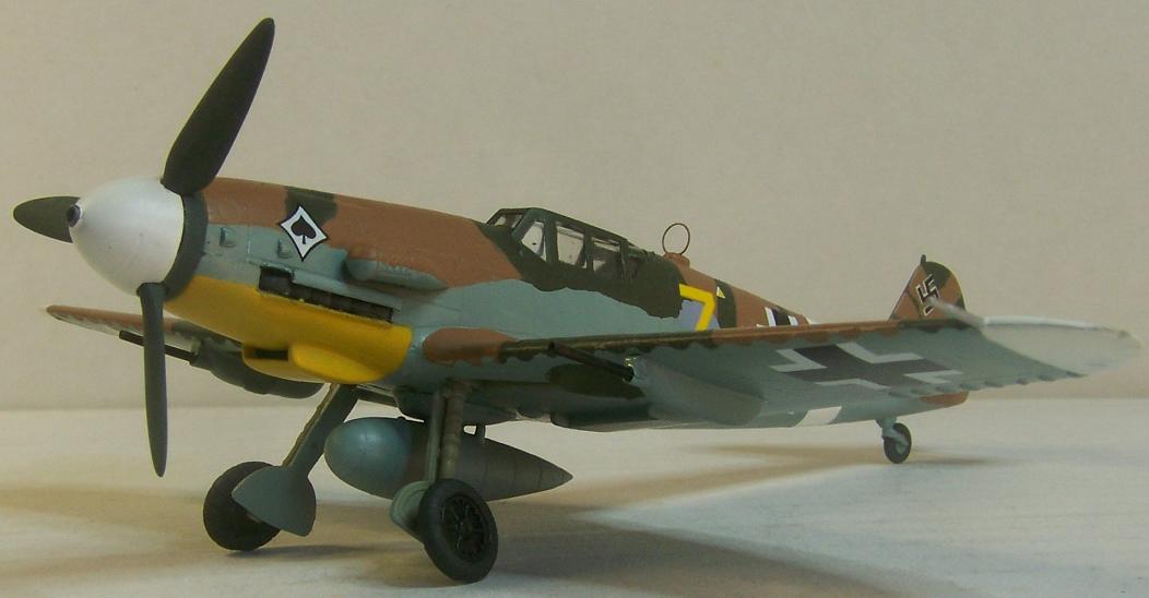 Hobbyboss Bf109G-2 6.JPG  by Alex Gordon