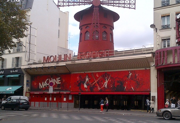 Moulin Rouge  by Gregvert