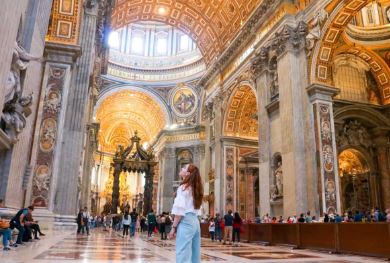 Vatican Private tours Look nowhere else and come to the official travel agency of Vatican Guided Tours offering exclusive skip-the-line access and priority entry tickets. For more visit: https://www.vaticanguidedtour.com/ by Vaticanguidedtour